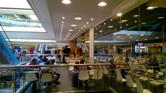 Pusat Membeli-belah Forum